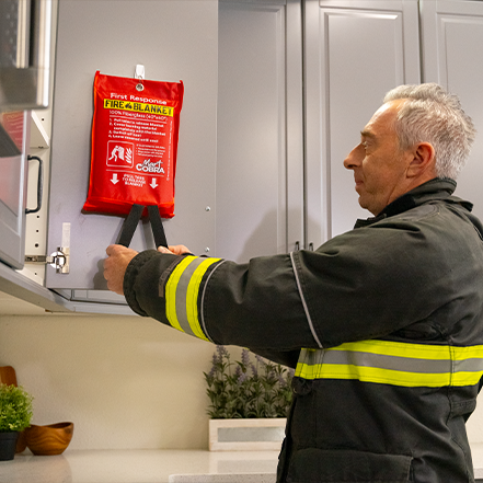 Stop Fires In Seconds — No Mess, No Panic